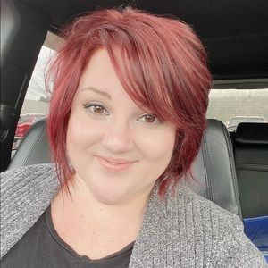 Meet your Posher, Allison